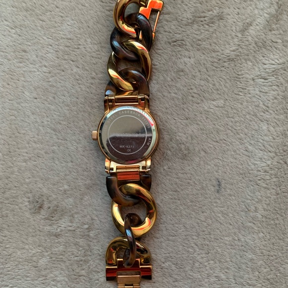 MK watch - Picture 3 of 4